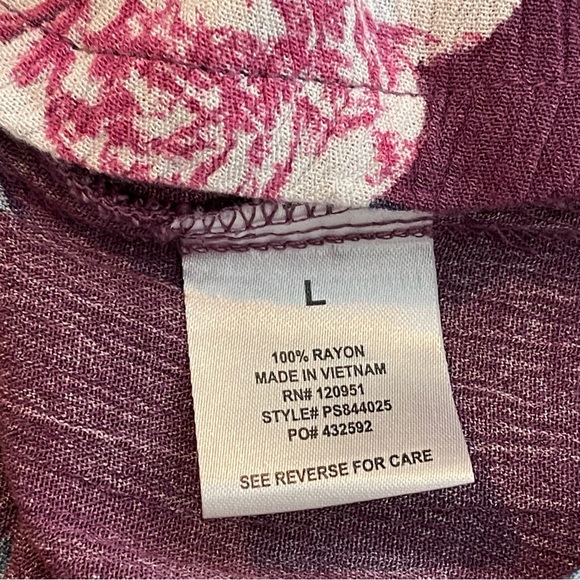 Pink Rose Tank Top Size Large - Picture 10 of 10